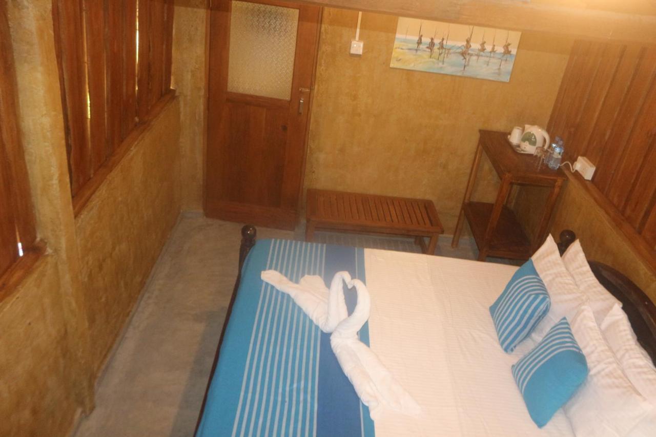 Hotel Beach Rip Rap Cabana And Guest Galle Exterior foto