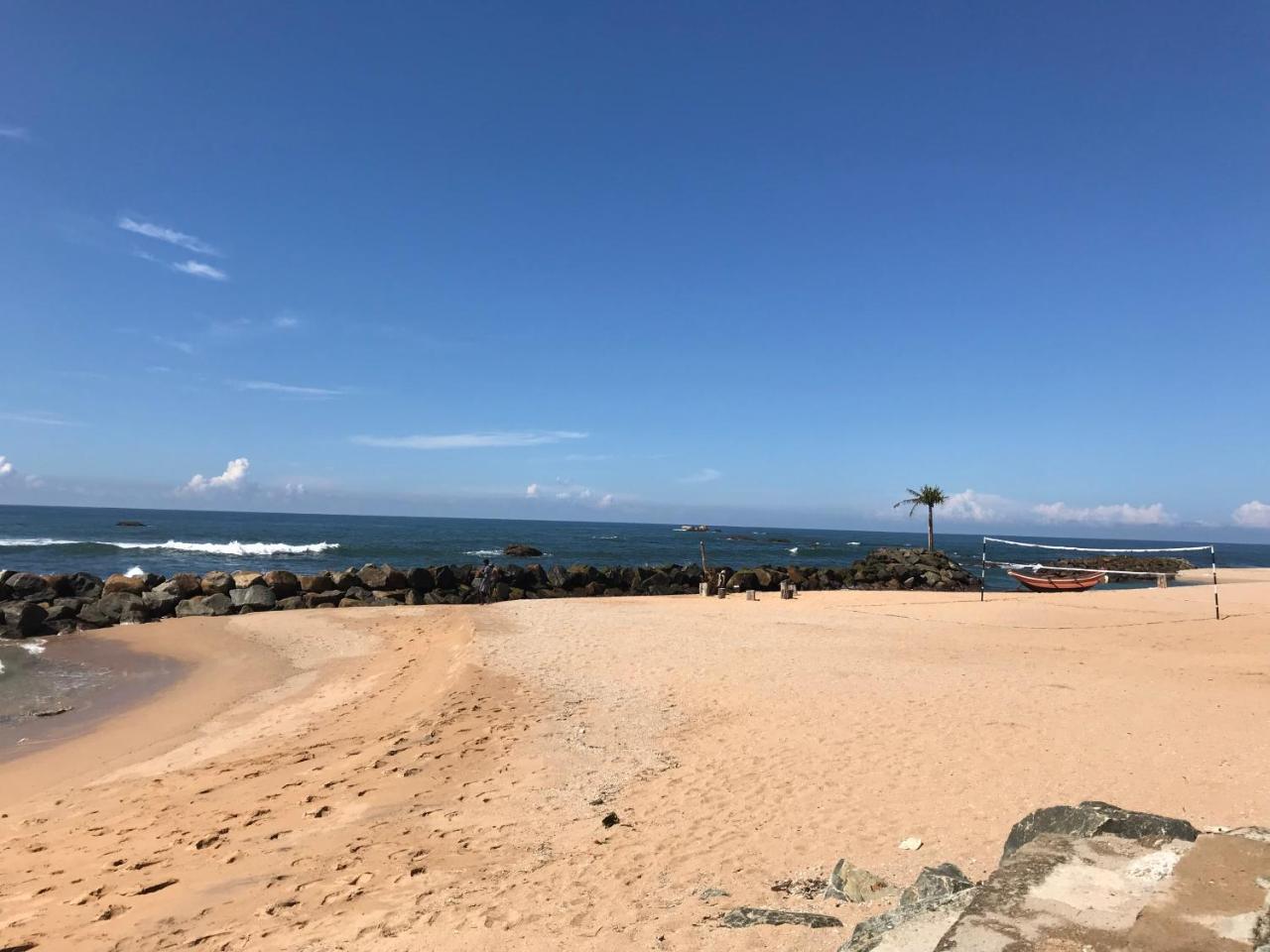 Hotel Beach Rip Rap Cabana And Guest Galle Exterior foto